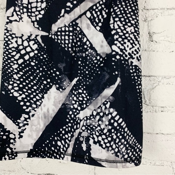 Lululemon Power Y Tank Top Luon Static Mist Black White 8 - Picture 8 of 11